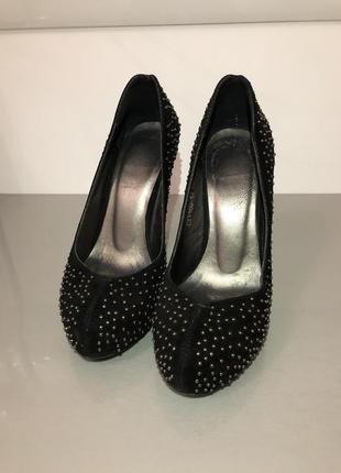 Жіночі чорні туфлі на підборах натуральна замша4 фото