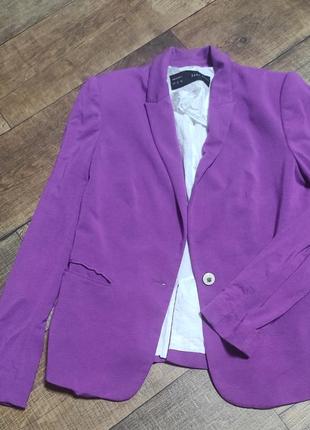 Пиджак, жакет жіночий