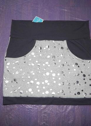 Тепла нова спідниця мініnahrausch