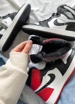 Кросівки nike air jordan retro high red/black/white fur9 фото