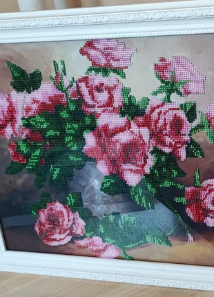 Картина бісером "чайні троянди", у рамці1 фото