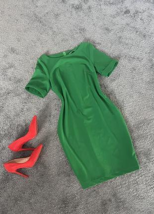 Платье сочно зеленого цвета «м»