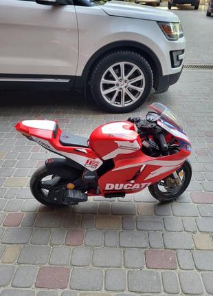 Электромотоцикл ducati2 фото