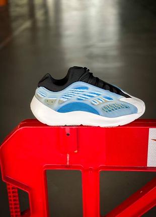 Кроссовки в стиле womens adidas iniki alphabounce beyond yellow white