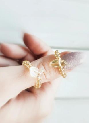 Кольца с цитрином и хрустальных чешских огородных бусин