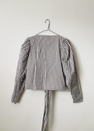 Блуза с завязкой и объемным рукавом в полоску & other sturies3 фото