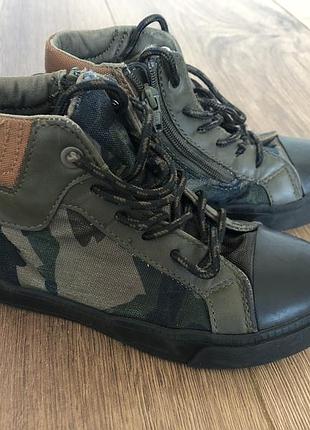 Хайтопы,кроссовки zara