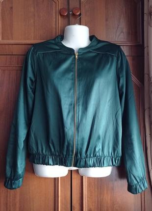 Стильный бомбер