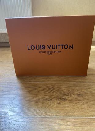 Коробка louis vuitton