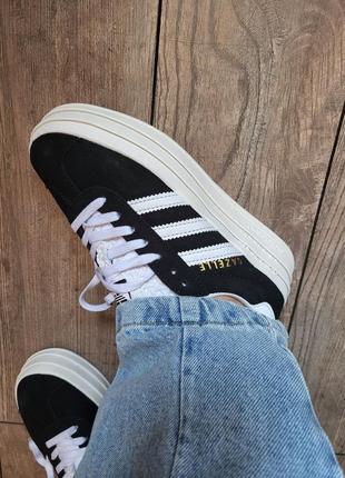 Жіночі кросівки топ🥭