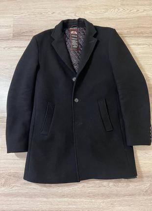 Мужское пальто vogue