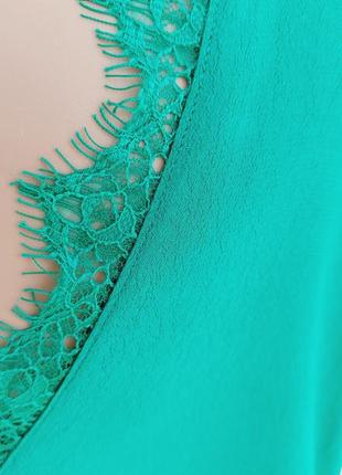 Блуза топ с ажурным вырезом на спине из вискозы зелёный размер м4 фото