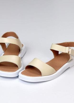 Босоніжки з натуральної шкіри