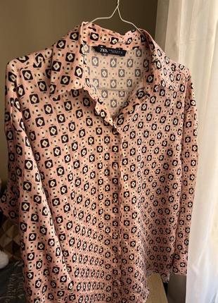 Блуза zara рубашка нежно розовая/персиковая/пудра абстракция длинный рукав легкая свободная м-л3 фото