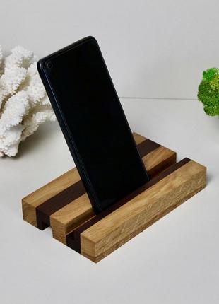 Деревянная подставка для телефона/ планшета с возможностью индивидуальной гравировки