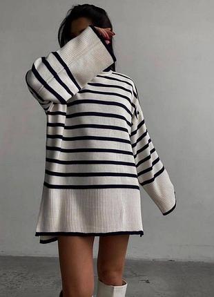 Женский свободный свитер