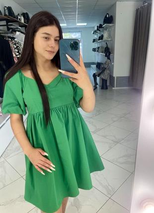 Платье зеленое babydoll