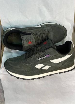 Надежные качественные мужские кроссовки в стиле reebok classic leather замшевые из натуральной замши5 фото