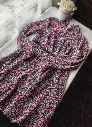 Платье в цветочный принт 4