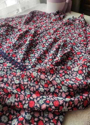 Платье в цветочный принт 7