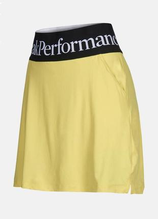 Спортивная желтая юбка с шортами для гольфа peak performance4 фото
