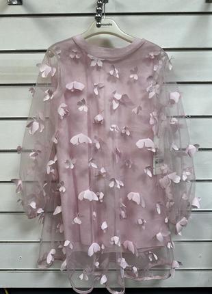 Нарядное розовое платье с бабочками