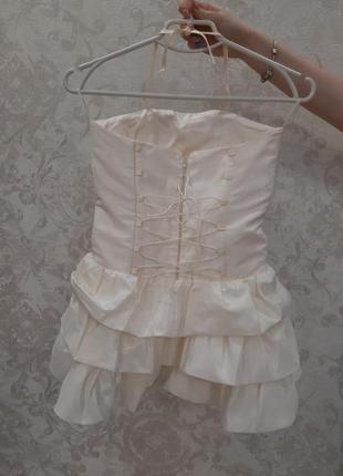 Красивое нарядное короткое платье для девочки3 фото