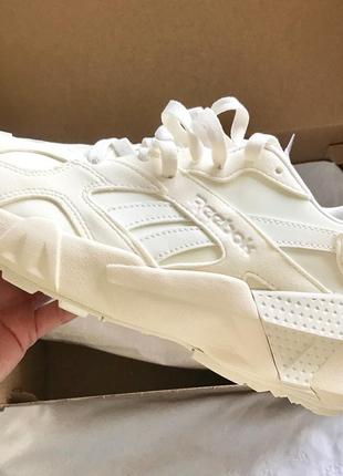 Молочные кроссовки reebok aztrek double dv6260-оригинал, натуральная кожа,нубук Reebok, цена - 2190 грн, #31377204, купить по доступной цене | Украина - Шафа