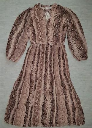 Шифоновое платье миди reserved в змеиный принт с плиссированной юбкой.4 фото