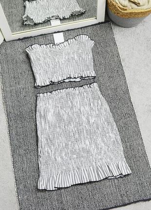 Новый комплект топа и юбки shein