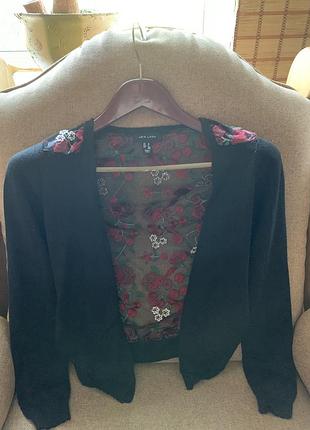 Кардиган с вышитой спинкой