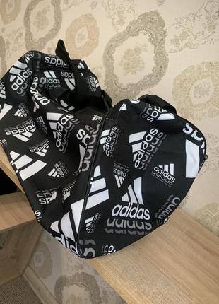 Сумка adidas чорна3 фото