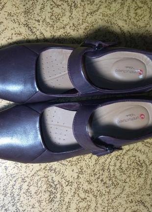 Женские кожаные туфли clarks, размер 381 фото