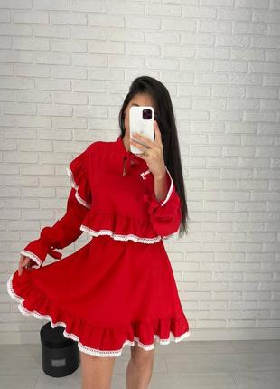 Платье короткое на длинный рукав свободного кроя с кружевом черная красная качественная стильная трендовая5 фото