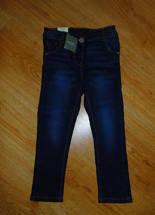 Джинсы на 3-4 года