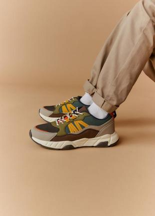 Кросівки next