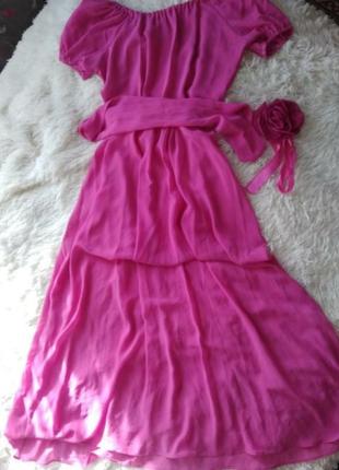 Малиновое платье размер 44-48