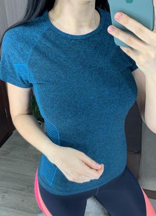 Жіноча футболка workout оригінал.
