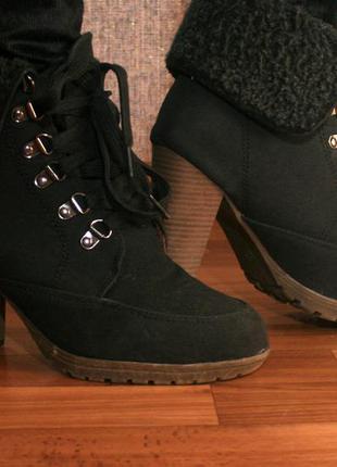 Ботинки, черные ботильоны на устойчивом каблуке2 фото
