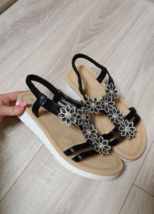 Женские босоножки новейший итальянский бренд tulipano