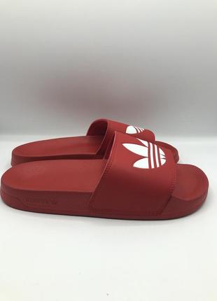 Оригінальні чоловічі тапочки adidas