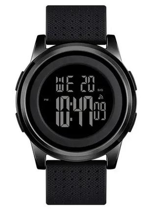 Мужские спортивные наручные часы skmei 1502 (черный с черным циферблатом)