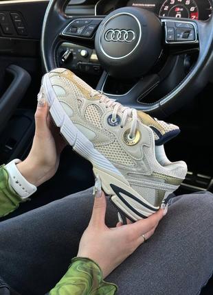 Жіночі кросівки adidas astir originals gold7 фото