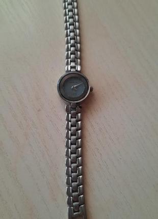 Часы женские