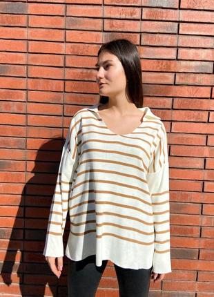 Светр у полоску