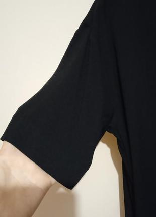 Вечернее платье cos.з черного читайте внимательно описания, запрашивайте -ответным. возврат нет.3 фото