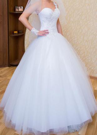 Весільну сукню р-р xs-s для стрункої витонченої дівчини3 фото