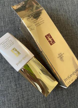 Yves saint laurent ysl perfect touch radiance крем тональний для обличчя з пензликом зволожувальний nobd401 фото