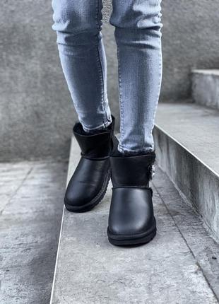 Женские стильные кожаные зимние угги, ugg black3 фото