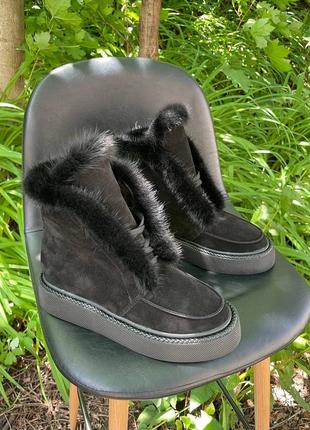 Чорні замшеві черевики з опушкою з норки колір на вибір